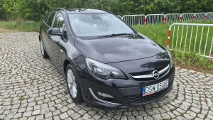 Opel Astra J 1.4 T Cosmo 2012