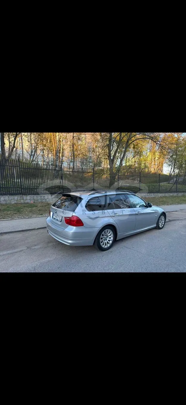 BMW 3 Series E90/E91/E92/E93 318d 2009