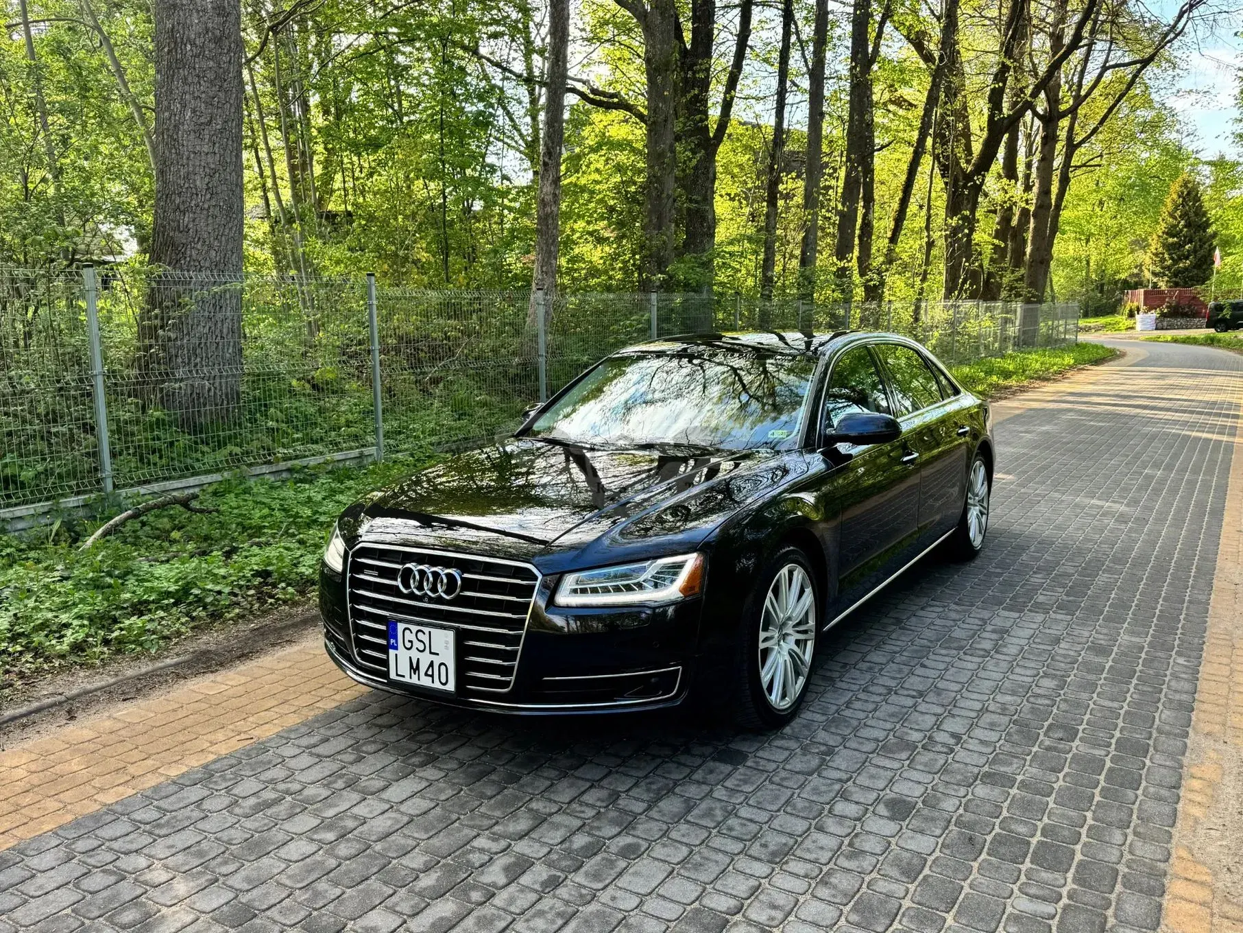 Audi A8 D4 4.0 TFSI cylinder on demand quattro tiptronic Lang 2014