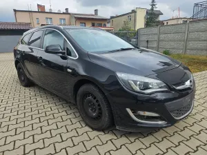 Opel Astra J 2013