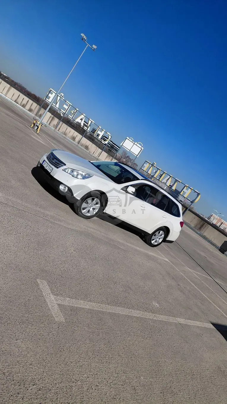 Subaru Legacy V 2.5i Comfort Navi 2010