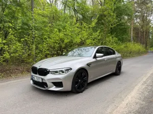 BMW M5 Standard 2019