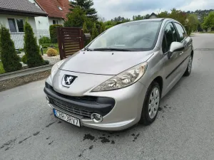 Peugeot 207 1.4 16V Presence 2007