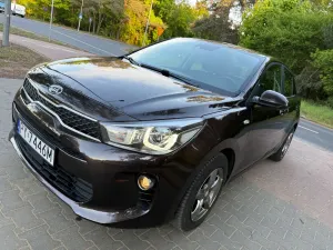 Kia Rio IV 1.0 T-GDI 100 Dream-Team Edition 2017