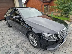 Mercedes-Benz E W213 220 d 9G-TRONIC 2017