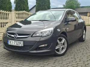 Opel Astra J 1.6 Exklusiv 2014