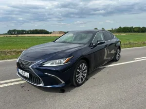 Lexus ES 300h Business Edition + 2019