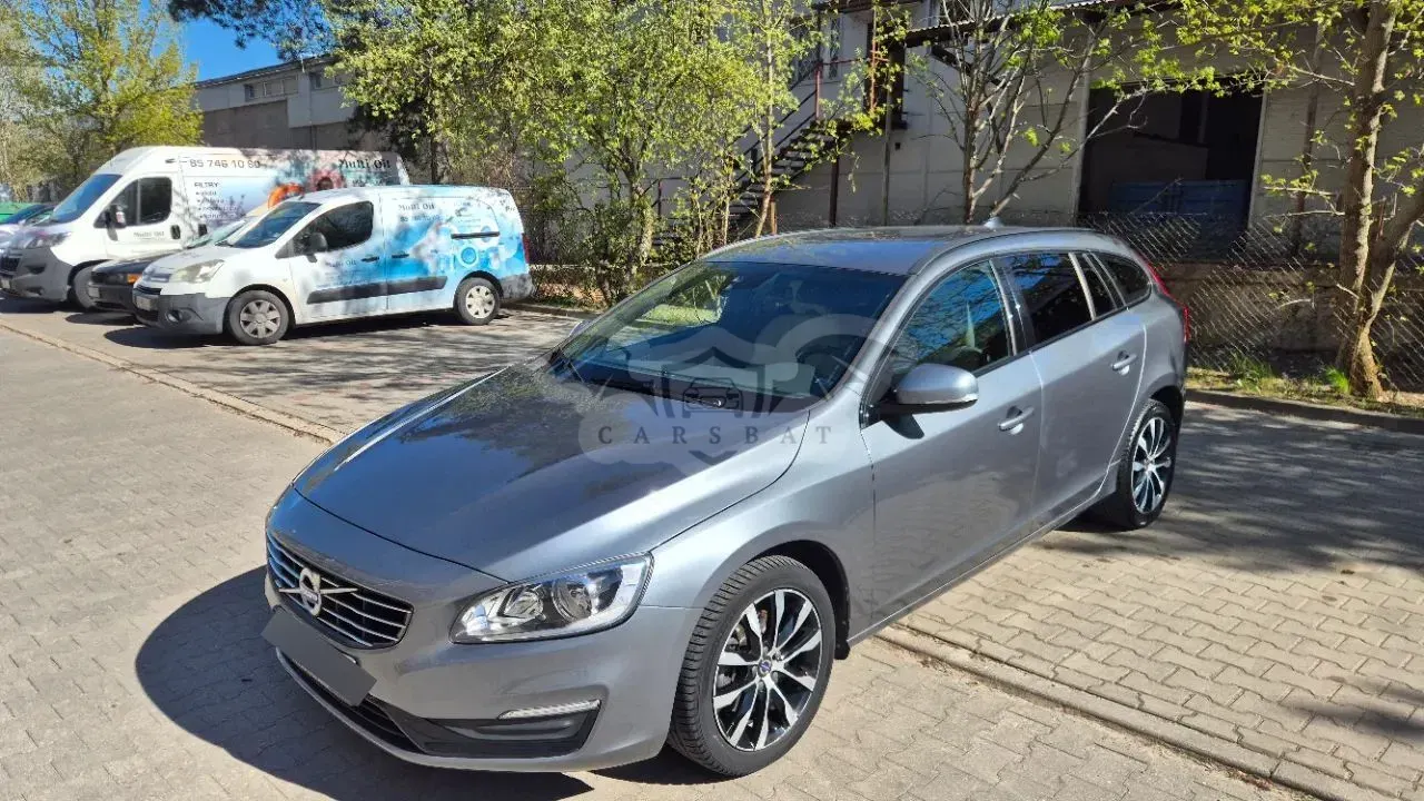 Volvo V60 I T3 Drive-E Dynamic Edition (Momentum) 2017