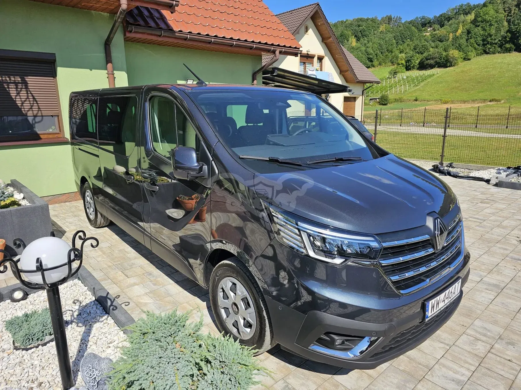 Renault Trafic III Kombi 2.0 L2 Equilibre 2025