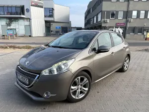 Peugeot 208 I 2012