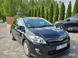 Toyota Auris II 1.8 HSD Sol 2012
