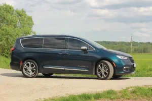 Chrysler Pacifica 2023