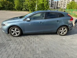 Volvo V40 II D2 Kinetic 2013
