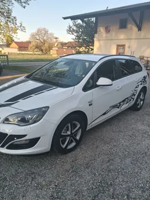 Opel Astra J 1.6 CDTI 120 Lat S&S 2014
