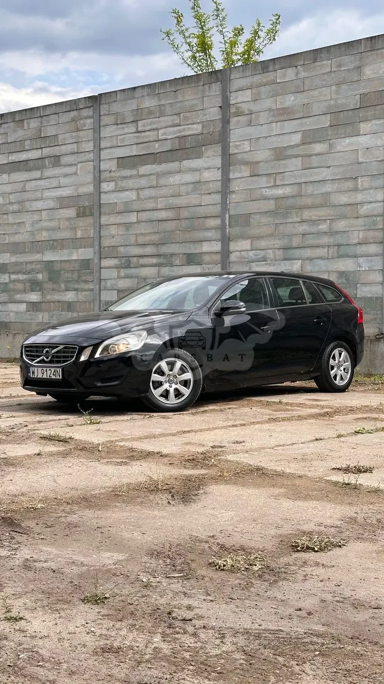 Volvo V60 I D2 Geartronic Powershift Kinetic 2013