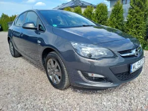 Opel Astra J 1.4 Turbo 150 Jahre 2013