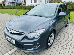 Hyundai i30 I 1.4 Base + EU5 2011