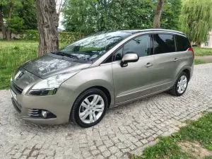 Peugeot 5008 I HDI 115 Business-Line 2013