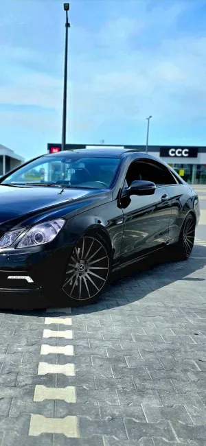 Mercedes-Benz E W212/W207 2009