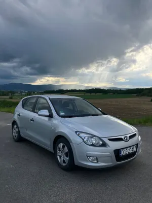 Hyundai i30 I 1.4 Base 2009