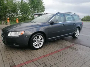 Volvo V70 III D3 Summum 2013