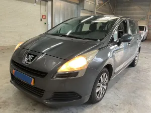Peugeot 5008 I 120 VTi Tendance 2010