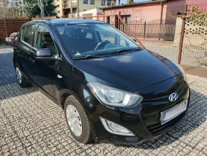 Hyundai i20 I blue 1.1 CRDi Classic 2013