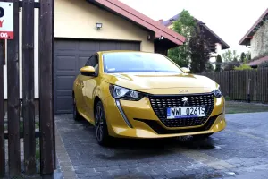 Peugeot 208 II ver-1-2-puretech-allure-pack-s-s-eat8 2020