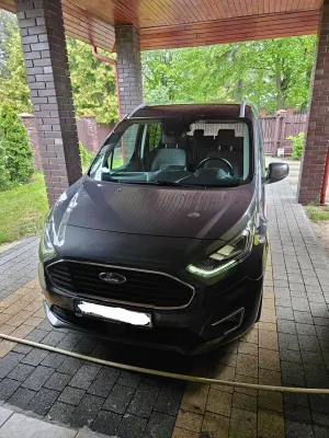 Ford Tourneo Connect II 1.5 EcoBlue Titanium PowerShift 2021