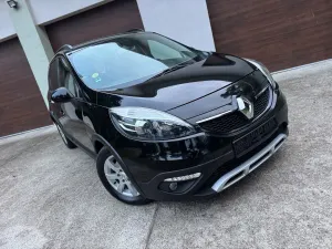 Renault Scenic III Energy dCi 110 S&S Xmod Paris 2013