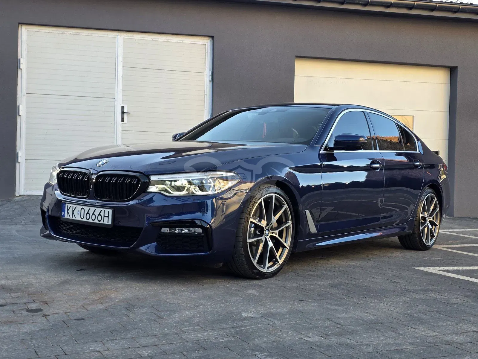BMW 5 Series G30/G31 540i xDrive M Sport sport 2017