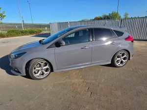 Ford Focus Mk3 2.0 TDCi ST 2015