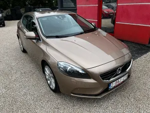 Volvo V40 II D2 Summum 2014