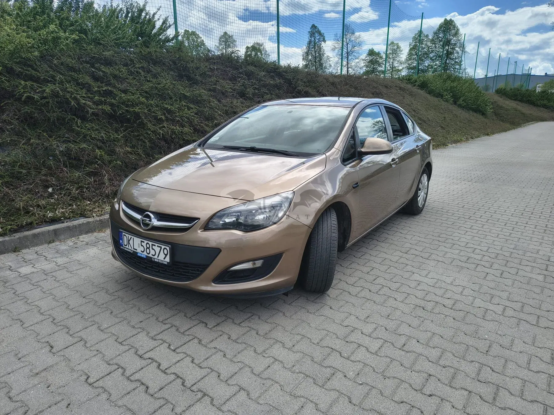 Opel Astra J 1.4 T Active 2013
