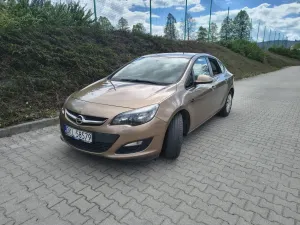 Opel Astra J 1.4 T Active 2013