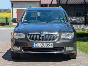 Skoda Superb II 1.8 TSI Platinum DSG 2011