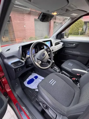 Ford Transit Courier 2024