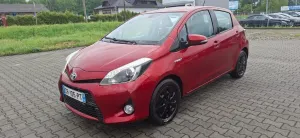 Toyota Yaris III Hybrid 100 Dynamic 2013