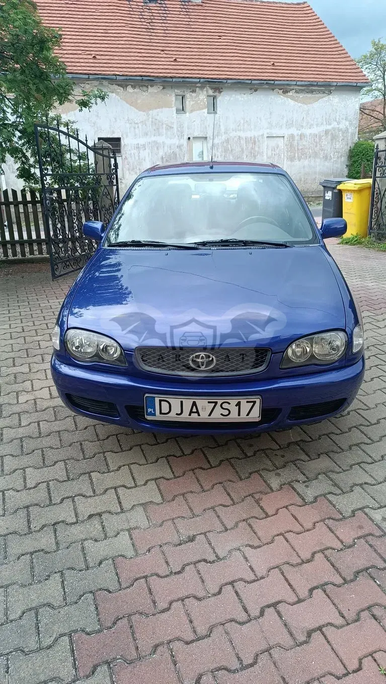 Toyota Corolla Seria E11 1.6 Linea Sol 2000