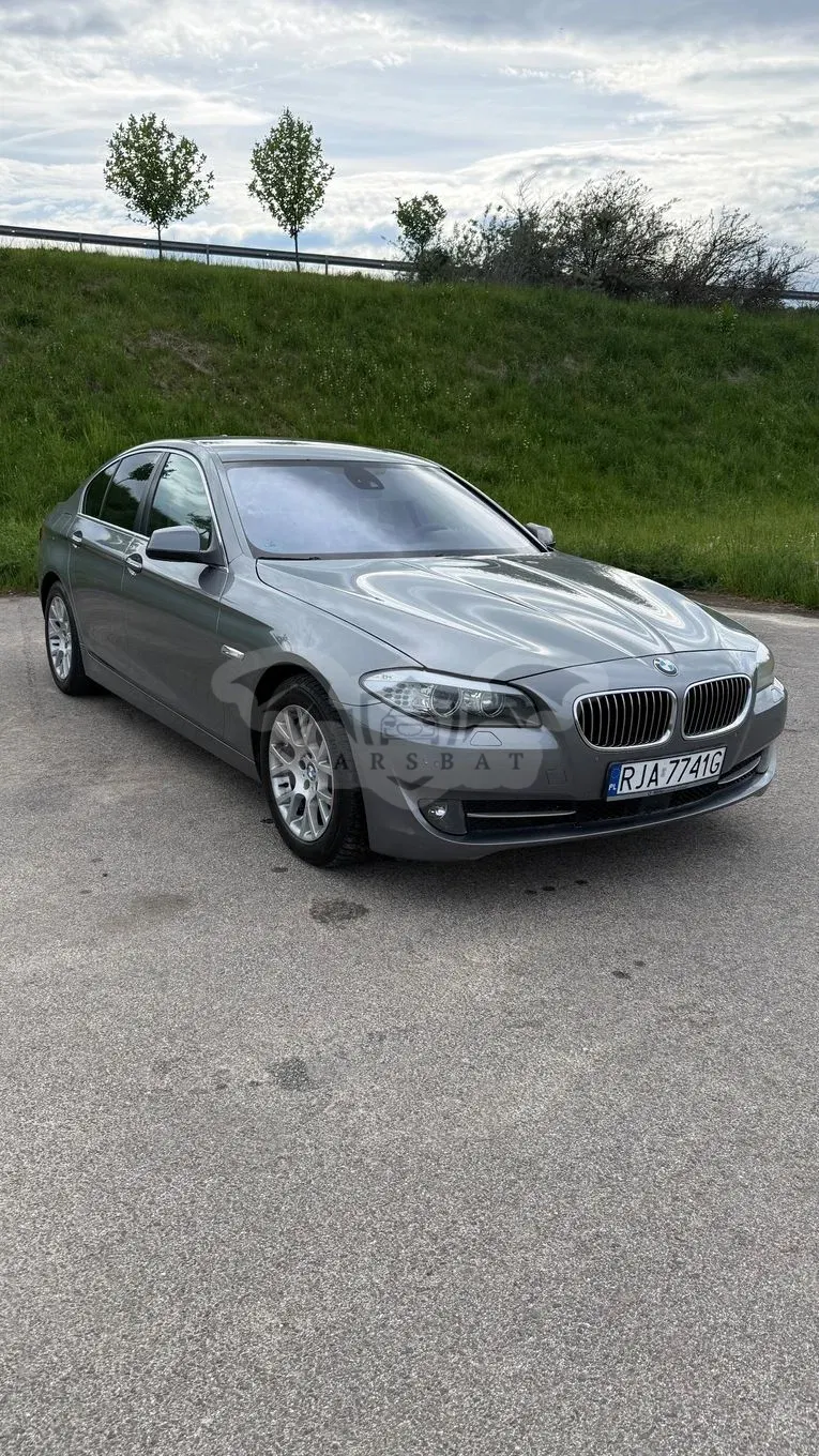 BMW 5 Series F10/F11 530d 2010