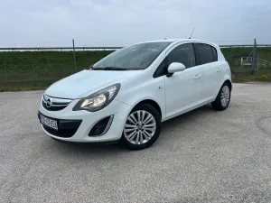 Opel Corsa D 1.2 16V Essentia 2014