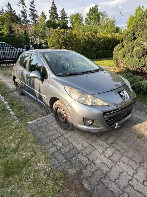 Peugeot 207 1.6 HDi 16V Trendy 2010