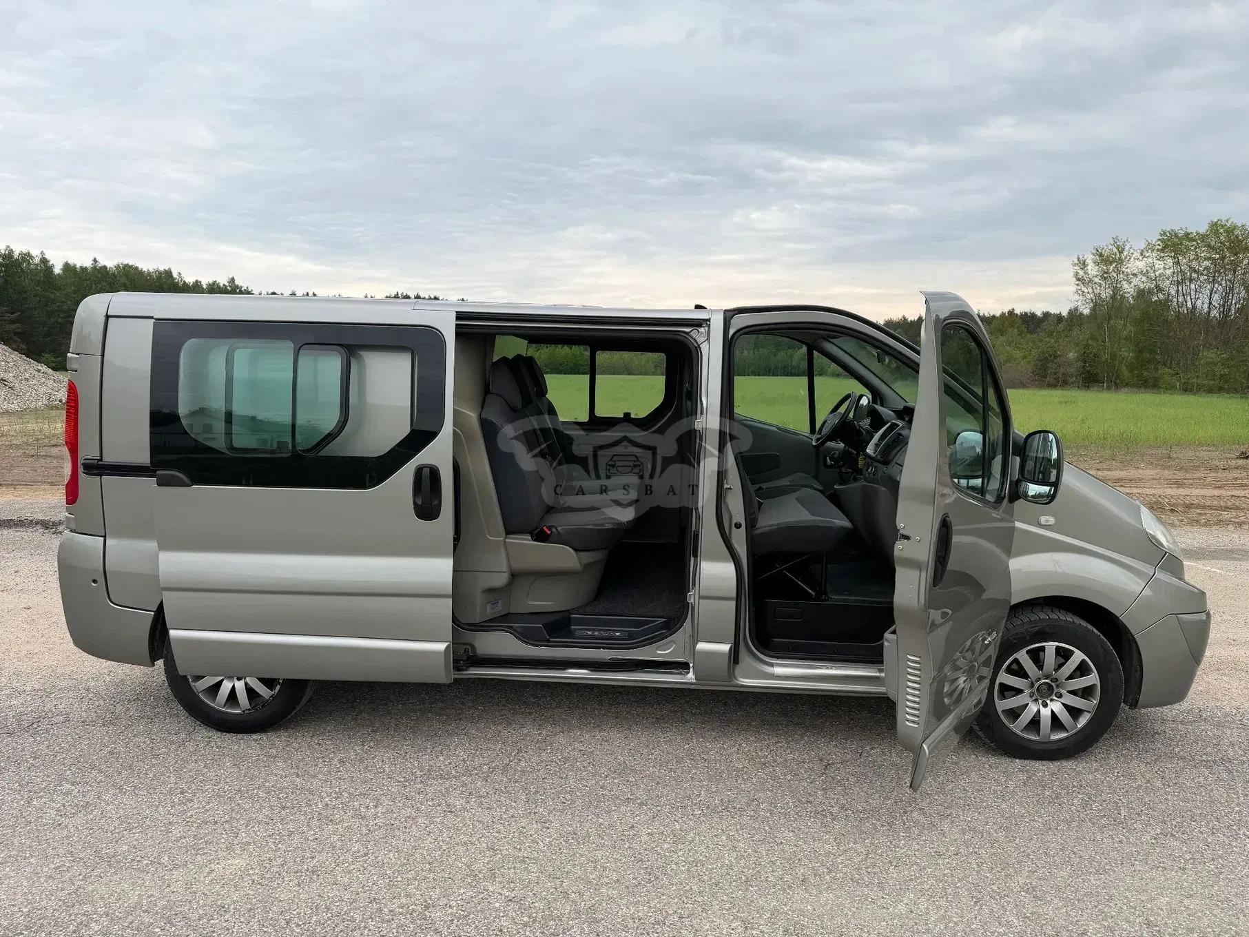 Renault Trafic 2012
