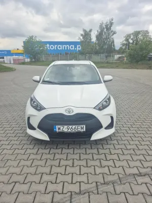 Toyota Yaris IV 1.0 Comfort 2021