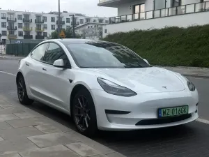 Tesla Model 3 RWD Premium 2023