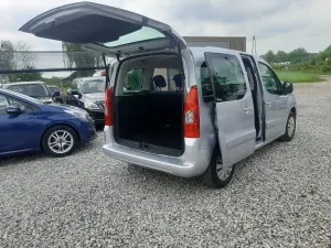 Citroën Berlingo II e-HDi 90 FAP EGS6 Multispace Exclusive 2012
