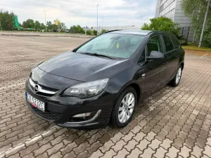 Opel Astra J 2013
