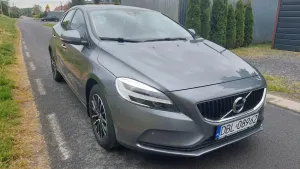 Volvo V40 II T2 Geartronic Momentum 2017