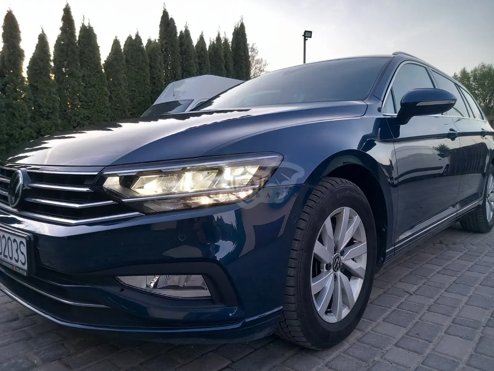 Volkswagen Passat B8 2.0 TDI SCR DSG Business 2021