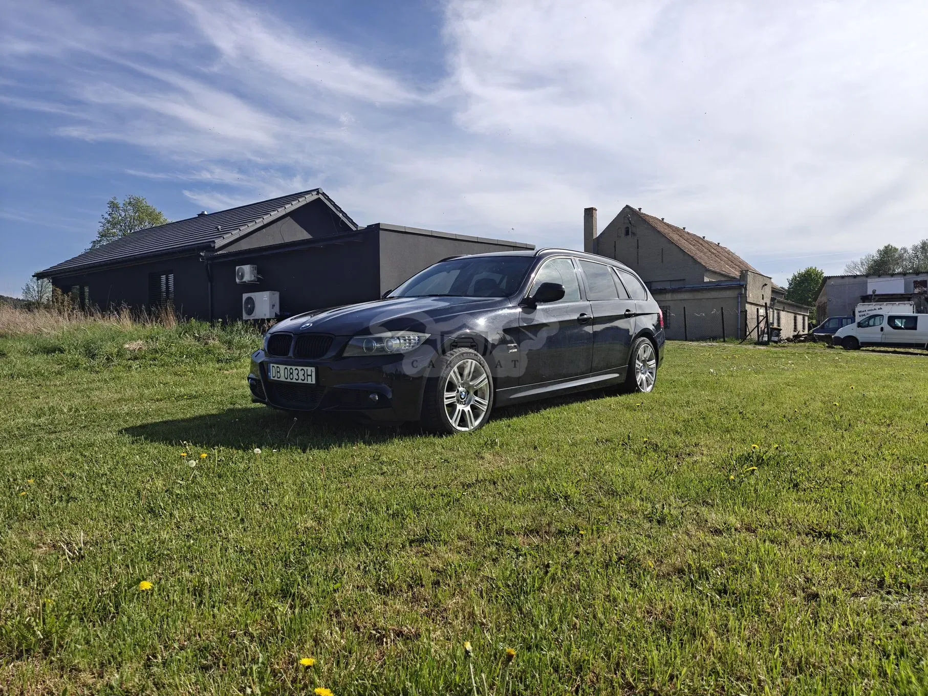 BMW 3 Series E90/E91/E92/E93 320d xDrive 2012